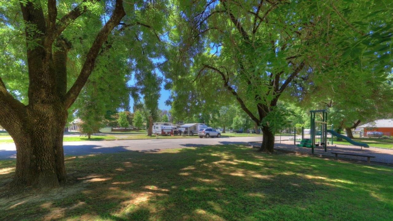 Myrtleford Holiday Park Exterior foto